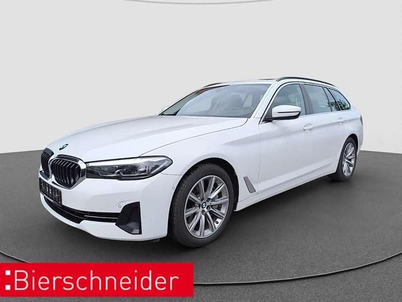 Weiss Gebraucht 2020 BMW 530 Sport Line Kombi | 30.990 € (Guter Preis) - Bild 1/3
