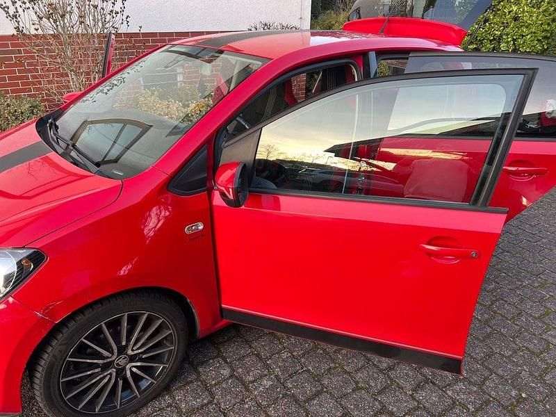 Rot Gebraucht 2013 Skoda Citigo Sport Kleinwagen | 6.000 € (Fairer Preis) - Bild 1/4