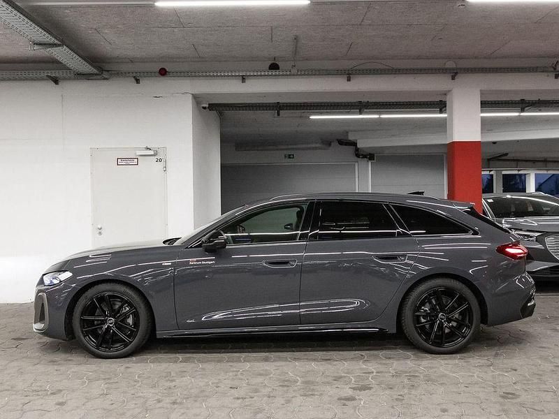 Gebraucht Audi A5 Ambiente 204 PS (150 kW) 2025 Magnetgrau Coupé