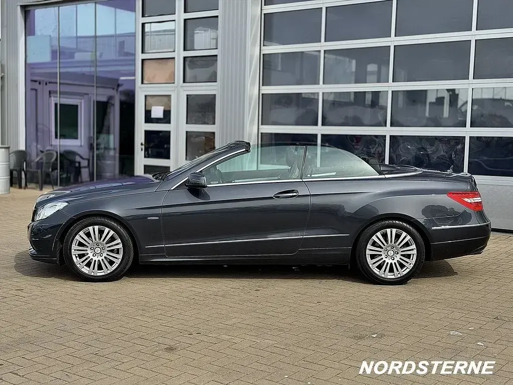 Usata Mercedes E250 Avantgarde 204 CV (150 kW) 2011 Grigio Cabrio