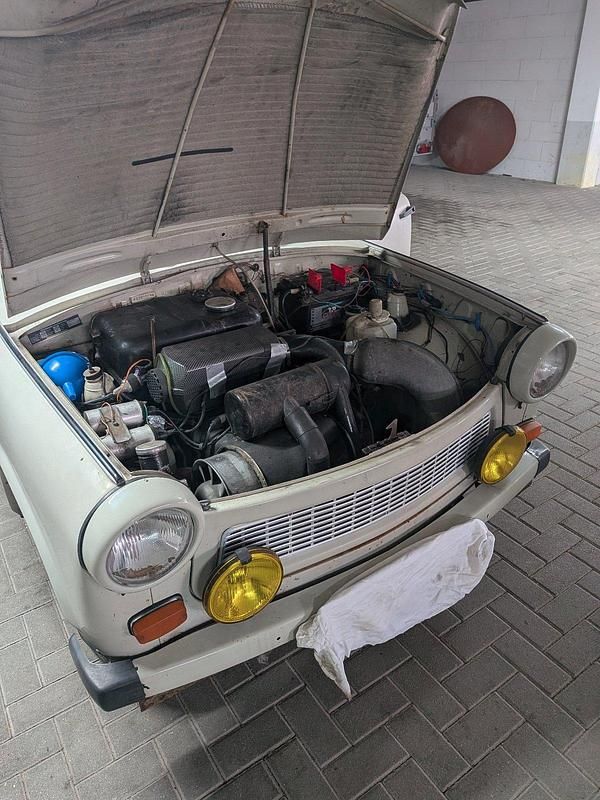 Gebraucht Trabant 601 26 PS (19 kW) 1990 Weiß Kleinwagen