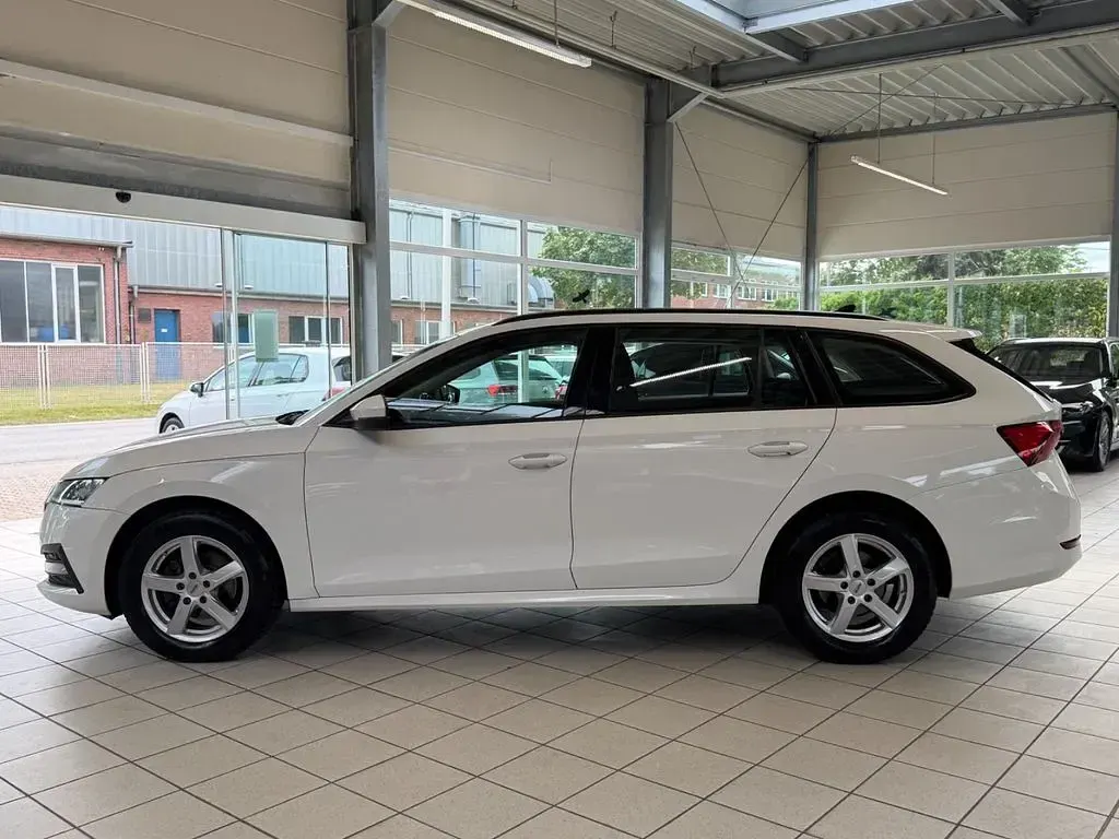 Gebraucht Skoda Octavia 150 PS (110 kW) 2023 Weiß Kombi