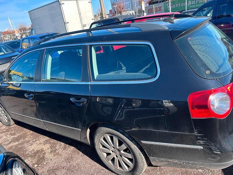 Gebraucht VW Passat 140 PS (102 kW) 2008 Schwarz Kombi