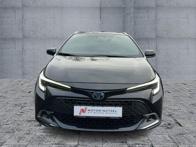 Gebraucht Toyota Corolla Team 140 PS (102 kW) 2024 Black mica / ink Kombi