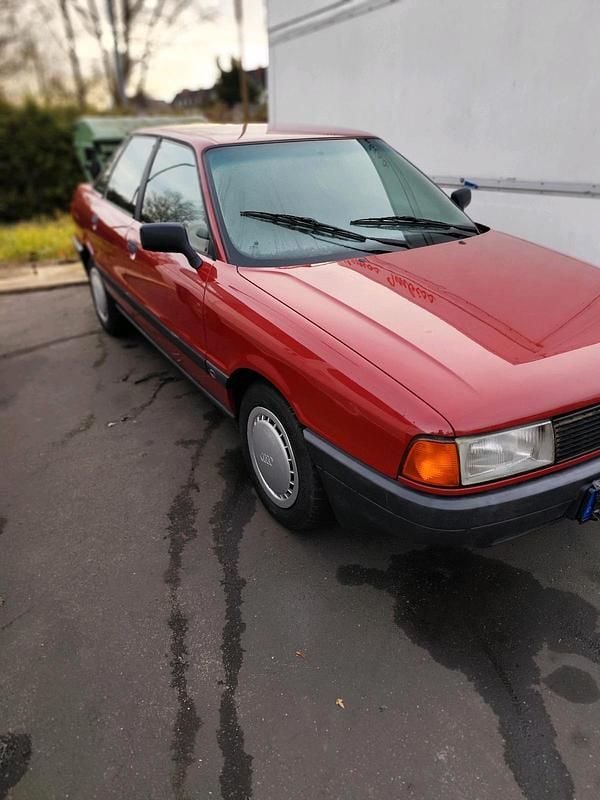 Second-hand Audi 80 90 CP (66 kW) 1989 Roșu Berlinǎ