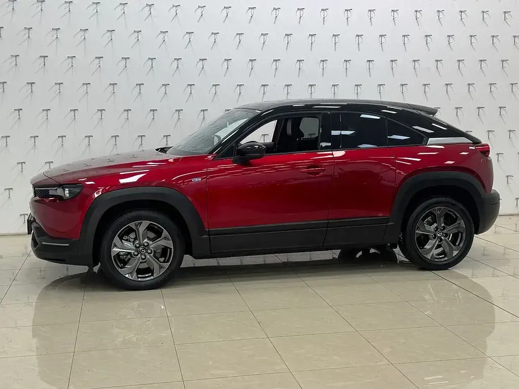 Gebraucht Mazda MX30 Ad'Vantage 106 kW (145 PS) 2023 Rot SUV