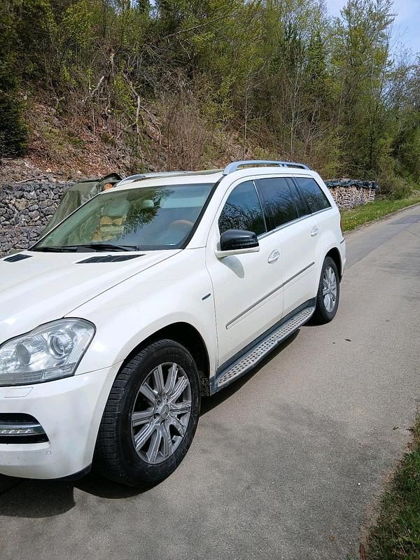 Gebraucht Mercedes GL350 224 PS (164 kW) 2010 Weiß SUV