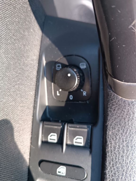 Gebraucht VW Passat Comfortline 140 PS (102 kW) 2012 Schwarz Limousine