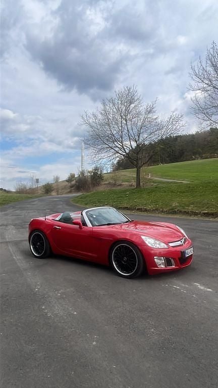 Gebraucht Opel GT 264 PS (194 kW) 2008 Rot Cabrio