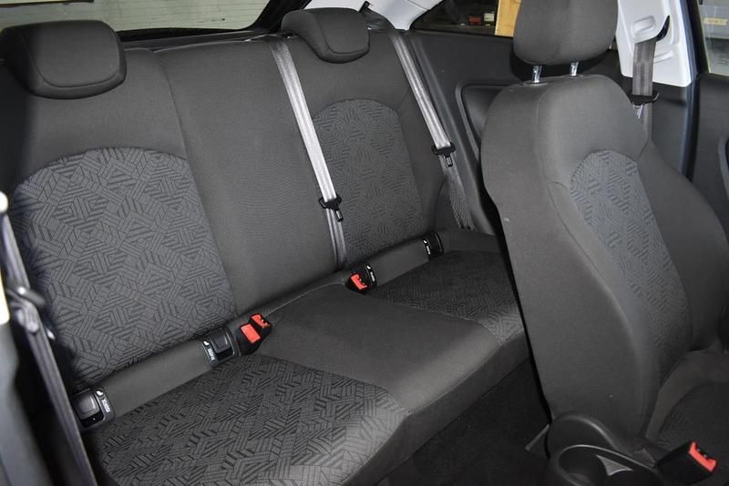 Gebraucht Opel Corsa 100 PS (73 kW) 2018 Schwarz Kleinwagen