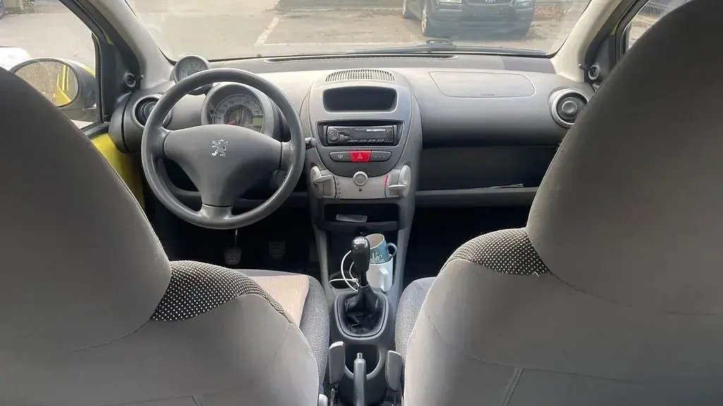 Gebraucht Peugeot 107 Filou 68 PS (50 kW) 2007 Gelb Kleinwagen