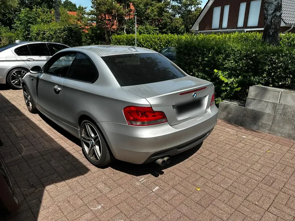 Gebraucht BMW 120 M Performance 230 PS (169 kW) 2010 Silber Kleinwagen