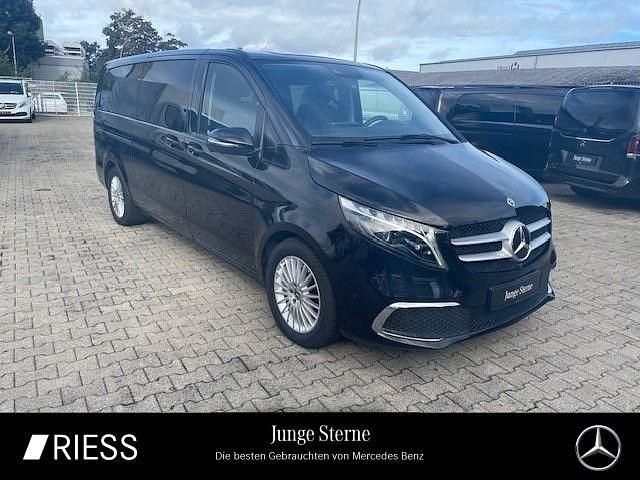 Obsidianschwarz metallic Gebraucht 2023 Mercedes V300 Van / Kleinbus | 59.470 € (Fairer Preis) - Bild 1/4