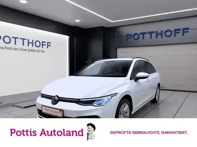 Gebraucht VW Golf VIII Life 116 PS (85 kW) 2023 Kombi