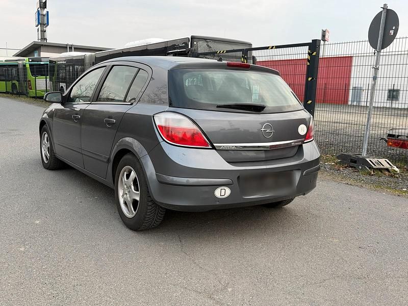 Gebraucht Opel Astra 105 PS (77 kW) 2004 Grau Kombi