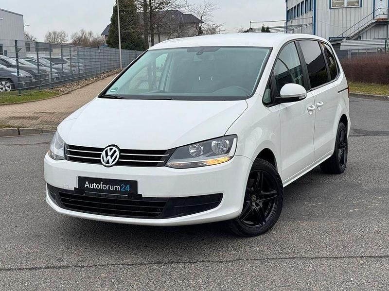 Gebraucht VW Sharan Trendline 150 PS (110 kW) 2010 Candyweiß Van / Kleinbus
