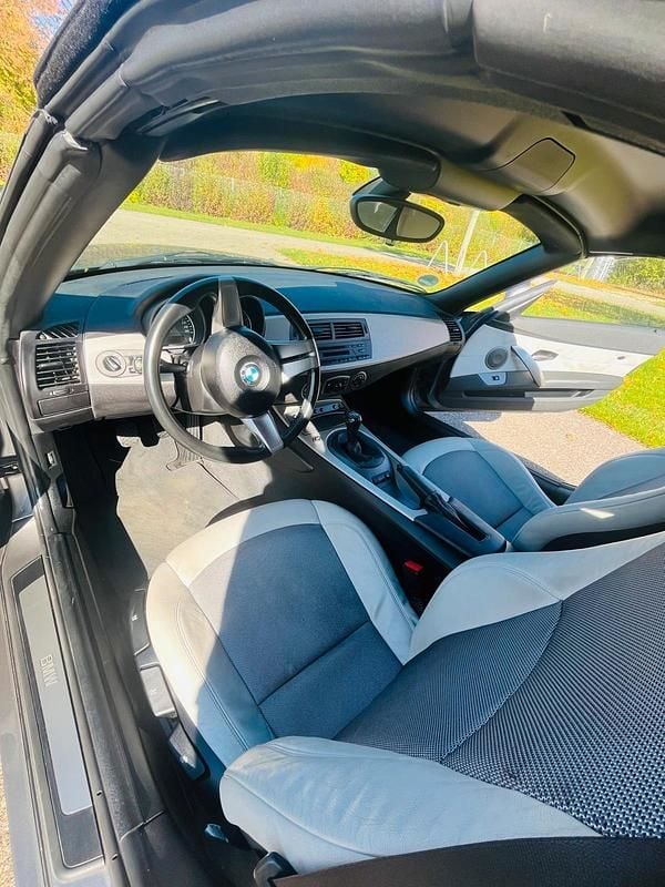 Gebraucht BMW Z4 192 PS (141 kW) 2003 Cabrio