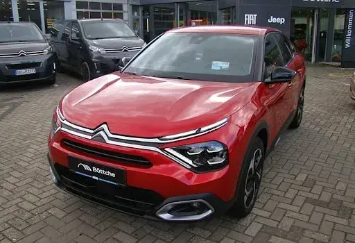 Gebraucht Citroën C4 PureTech 131 PS (96 kW) 2023 Lackierung elixierrot/typ ver Limousine