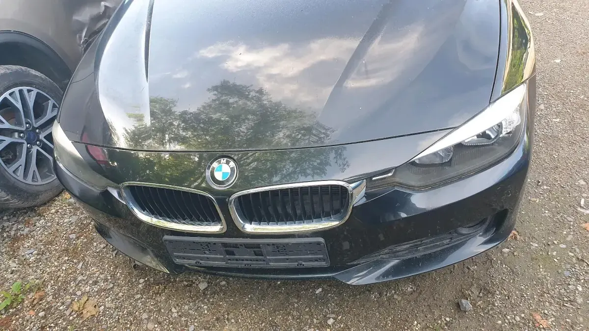 Gebraucht BMW 318 143 PS (105 kW) 2014 Schwarz Kombi