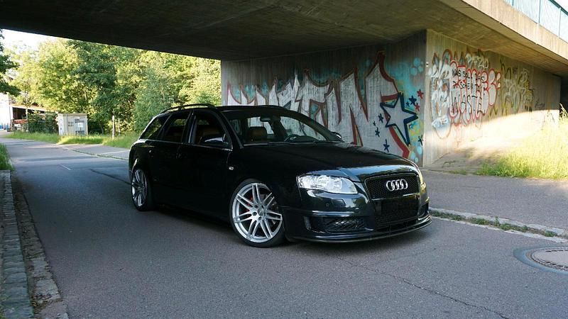 Schwarz Gebraucht 2007 Audi RS4 Kombi | 17.000 € - Bild 1/4