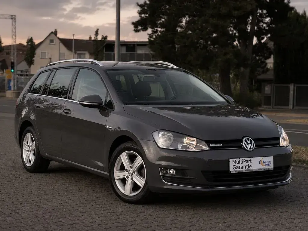 Gebraucht VW Golf VII Comfortline 110 PS (80 kW) 2015 Grau Kombi