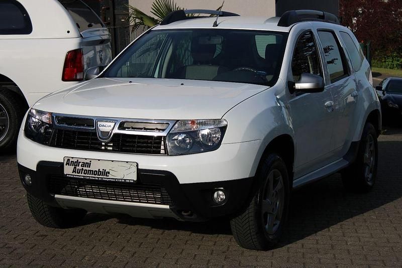 Używany Dacia Duster Lauréate 110 KM (80 kW) 2012 Biały SUV