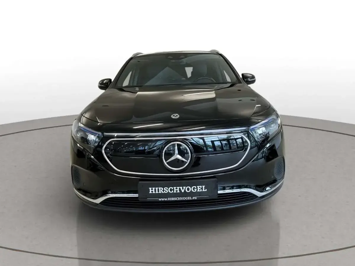 Gebraucht Mercedes EQA250 Electric Art 139 kW (190 PS) 2021 Unilack nachtschwarz SUV