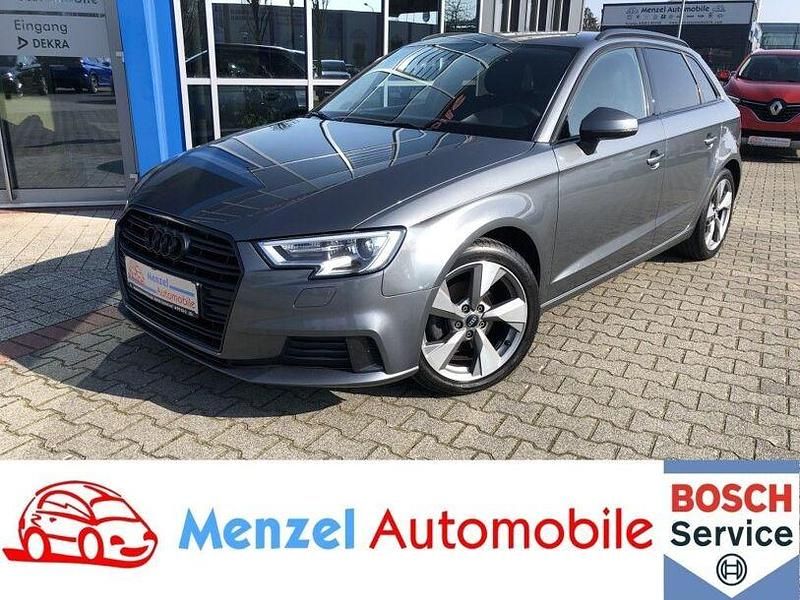 Gebraucht Audi A3 Sport 150 PS (110 kW) 2018 Grau Limousine