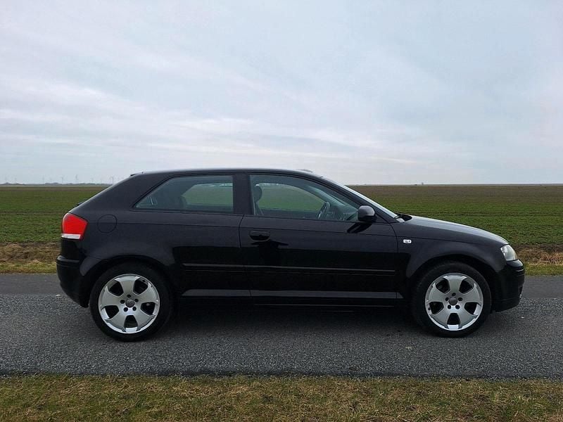 Gebraucht Audi A3 102 PS (75 kW) 2007 Schwarz Kleinwagen