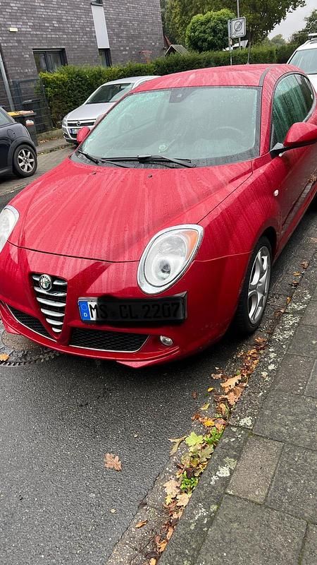 Rot Gebraucht 2011 Alfa Romeo MiTo Kleinwagen | 3.500 € (Teuer) - Bild 1/4