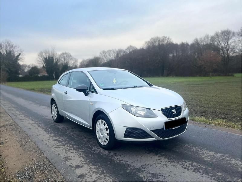 Gebraucht Seat Ibiza 80 PS (58 kW) 2010 Silber Kleinwagen