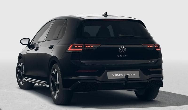 Neu VW Golf VIII R-line 204 PS (150 kW) 2026 Grenadilla black Limousine