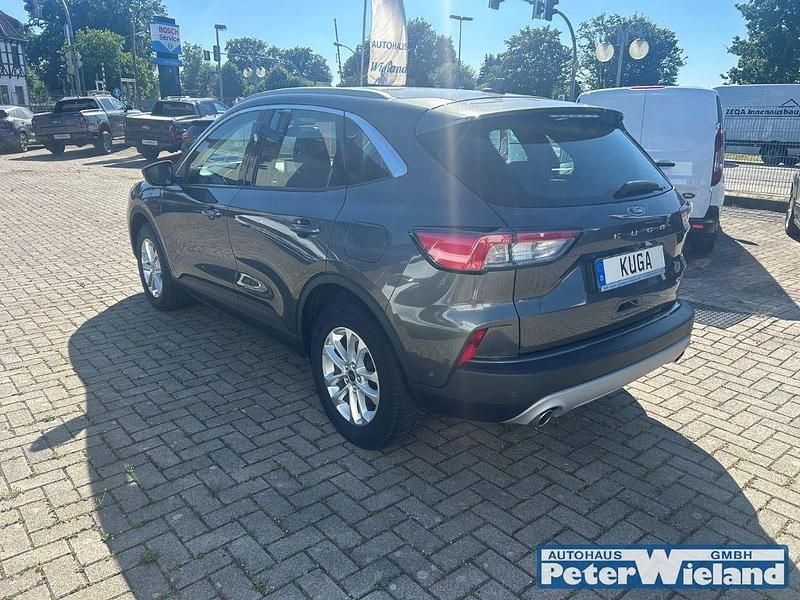 Gebraucht Ford Kuga Titanium 224 PS (164 kW) 2022 Metallic) (grau SUV