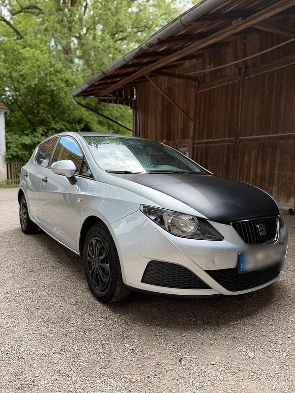 Grau Gebraucht 2010 Seat Ibiza Kleinwagen | 2.500 € (Guter Preis) - Bild 1/4