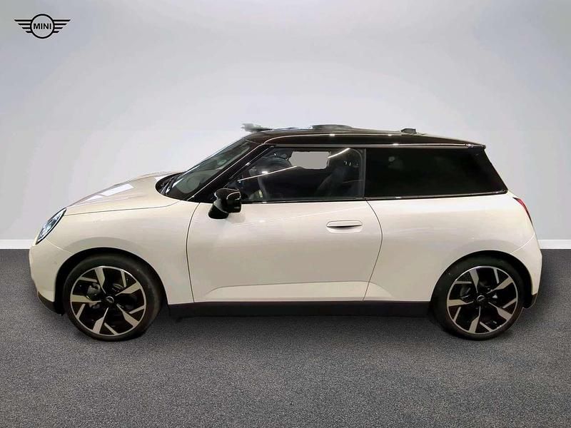 Gebraucht Mini Cooper Classic 135 kW (184 PS) 2024 Weiß Kleinwagen