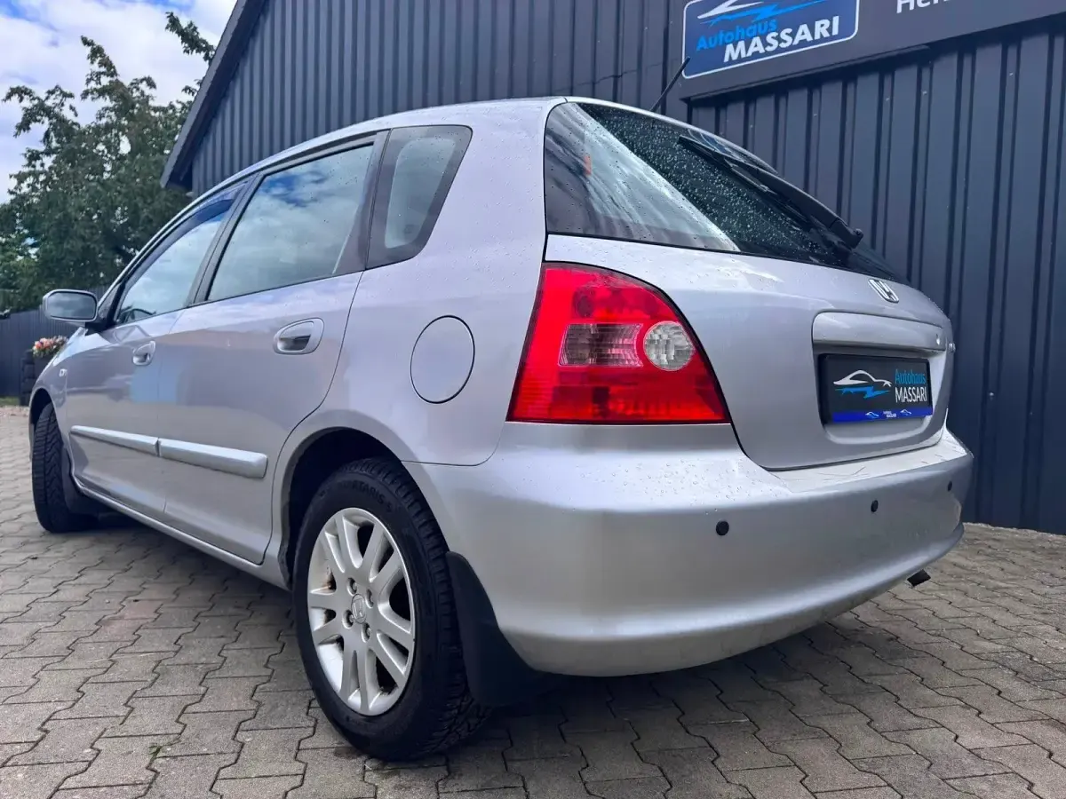 Gebraucht Honda Civic LS 110 PS (80 kW) 2003 Silber Limousine