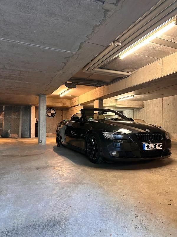 Schwarz Gebraucht 2007 BMW 325 Cabriolet Cabrio | 6.799 € (Fairer Preis) - Bild 1/4