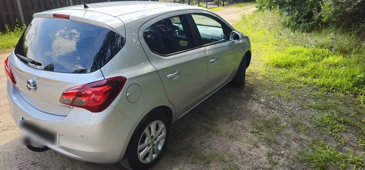 Gebraucht Opel Corsa Innovation 90 PS (66 kW) 2015 Silber Kleinwagen