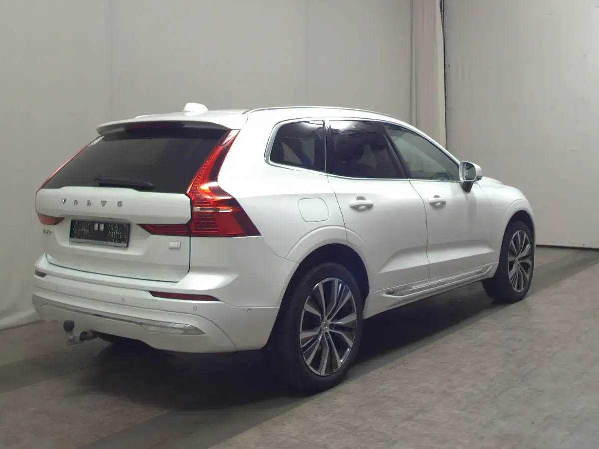 Gebraucht Volvo XC60 Inscription 341 PS (250 kW) 2021 Weiss SUV