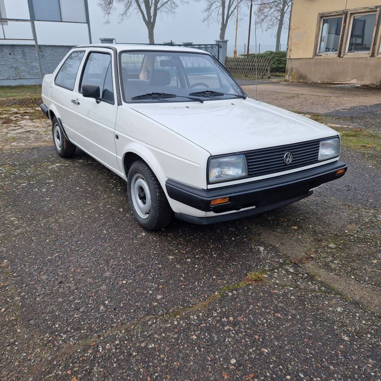 Weiß Gebraucht 1985 VW Jetta Limousine | 5.500 € - Bild 1/4