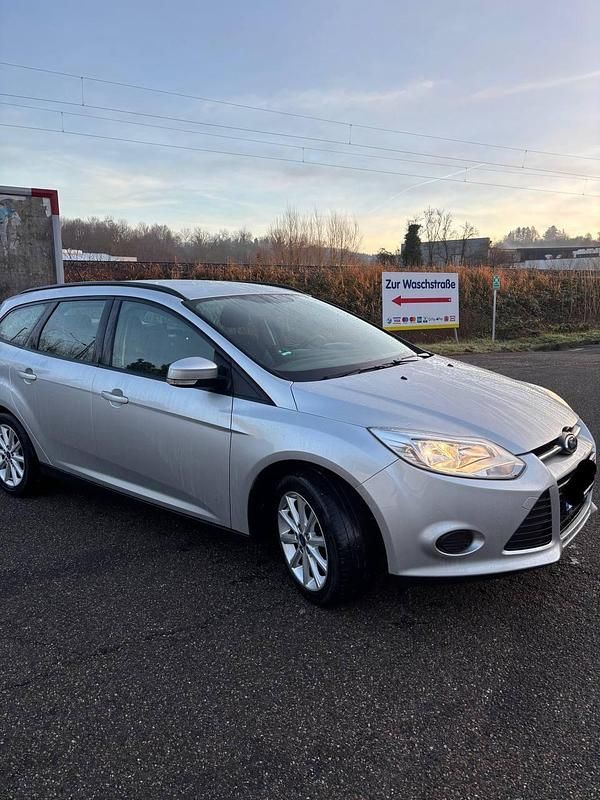 Usata Ford Focus 101 CV (74 kW) 2013 Argento Station wagon