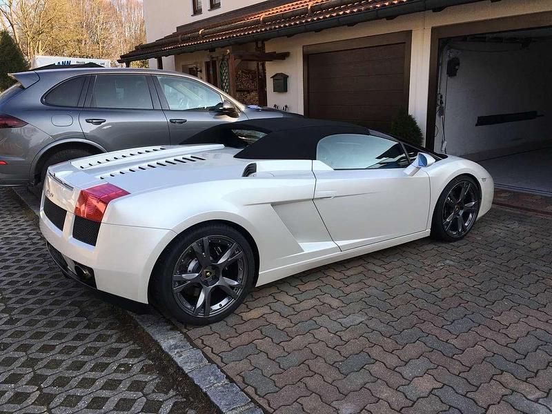 Gebraucht Lamborghini Gallardo 519 PS (381 kW) 2006 Weiß Cabrio