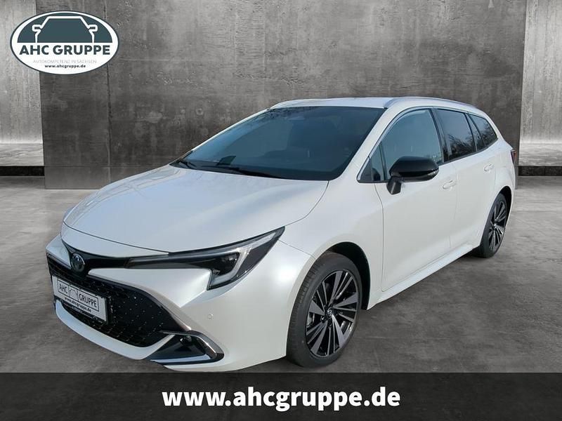 Neu Toyota Corolla Business Edition 152 PS (111 kW) 2025 Weiß Kombi
