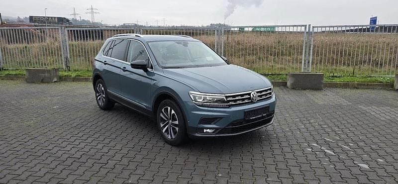 Petroleum blue metallic Gebraucht 2020 VW Tiguan IQ Drive SUV | 20.800 € (Superpreis) - Bild 1/4