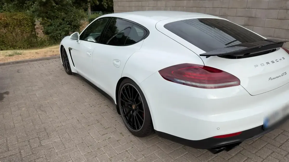 Gebraucht Porsche Panamera GTS 440 PS (323 kW) 2014 Weiß Kleinwagen