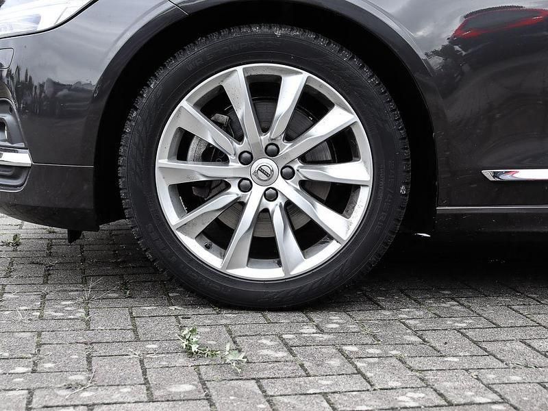 Gebraucht Volvo V90 Plus 197 PS (144 kW) 2024 Grau Kombi