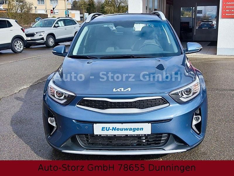 Neu Kia Stonic Vision 101 PS (74 kW) 2025 Blau SUV