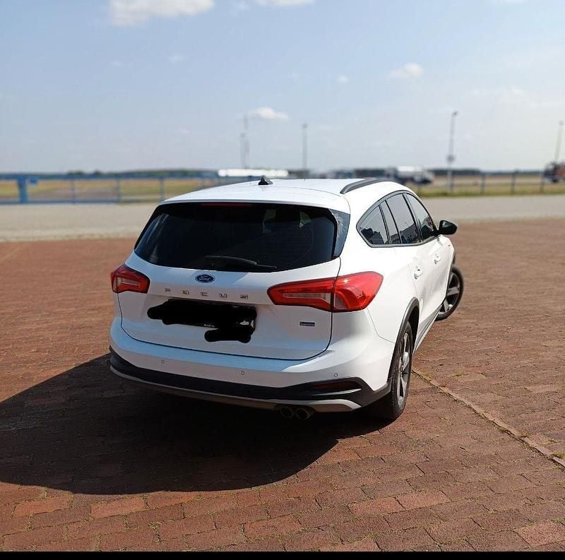 Gebraucht Ford Focus Active 120 PS (88 kW) 2020 Weiß Kombi