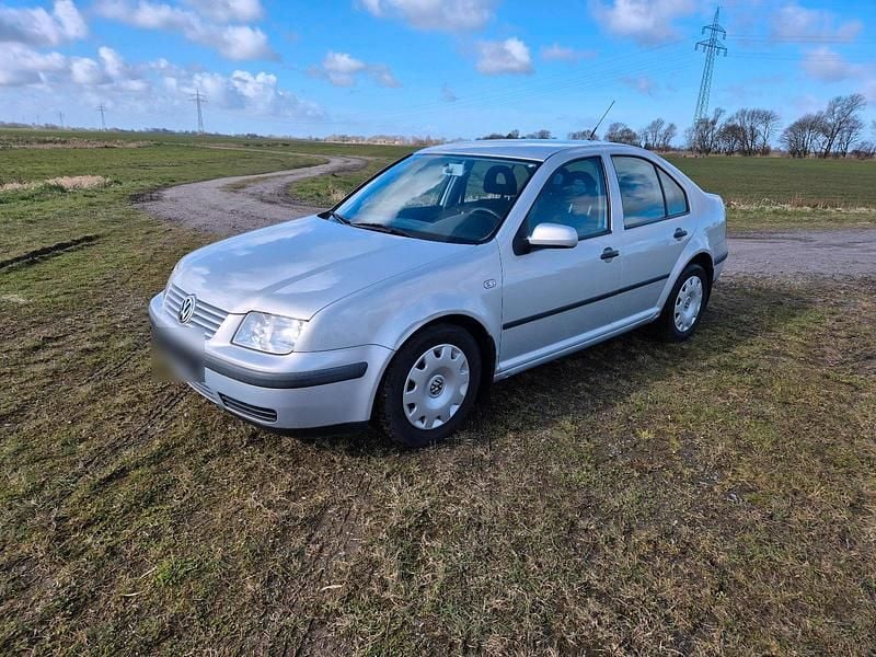 Gebraucht VW Bora 75 PS (55 kW) 2000 Silber Limousine