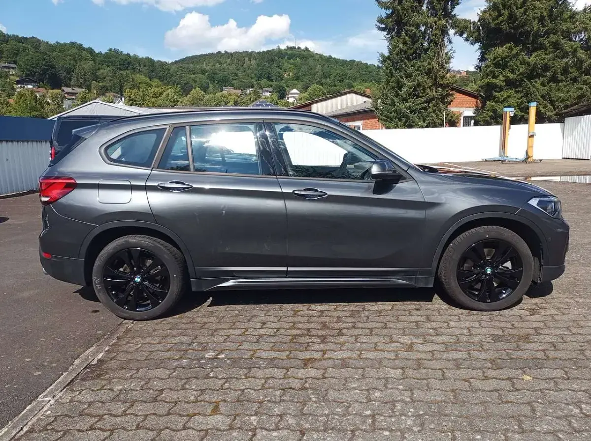 Gebraucht BMW X1 190 PS (139 kW) 2020 Grau SUV